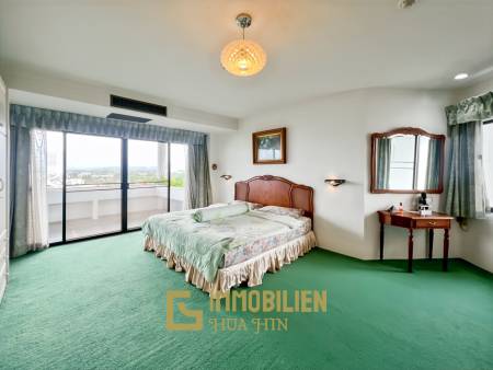 คอนโดติดทะเล 2 ห้องนอนที่ Regent Villa Condo ชะอำ