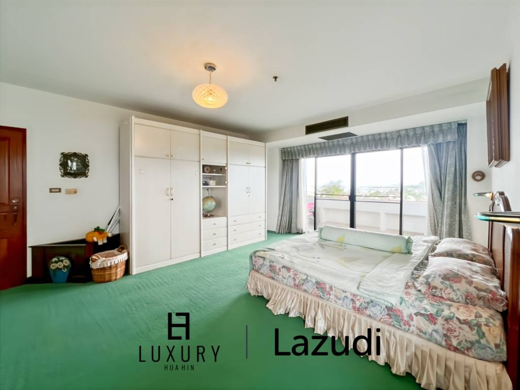 Stunning Ocean View 2-Bed Condo 144 Sqm in Regent Villa Condo