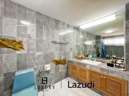 Stunning Ocean View 2-Bed Condo 144 Sqm in Regent Villa Condo