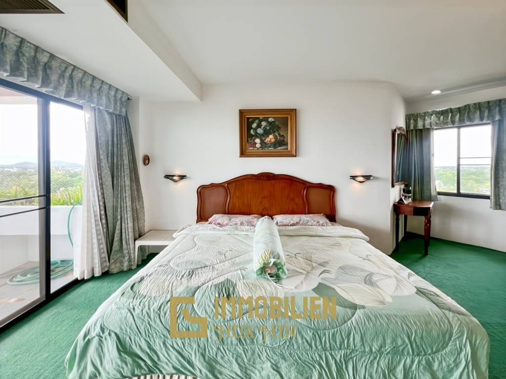 คอนโดติดทะเล 2 ห้องนอนที่ Regent Villa Condo ชะอำ