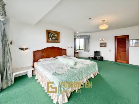 คอนโดติดทะเล 2 ห้องนอนที่ Regent Villa Condo ชะอำ