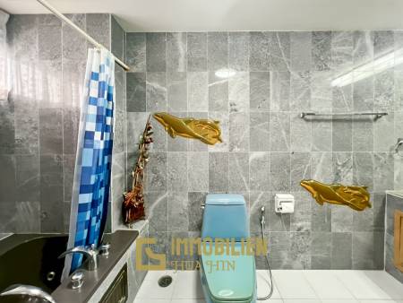 คอนโดติดทะเล 2 ห้องนอนที่ Regent Villa Condo ชะอำ