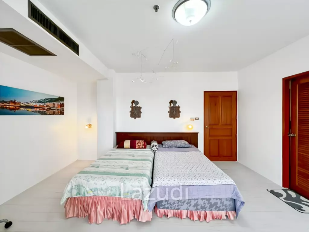 Stunning Ocean View 2-Bed Condo 144 Sqm in Regent Villa Condo