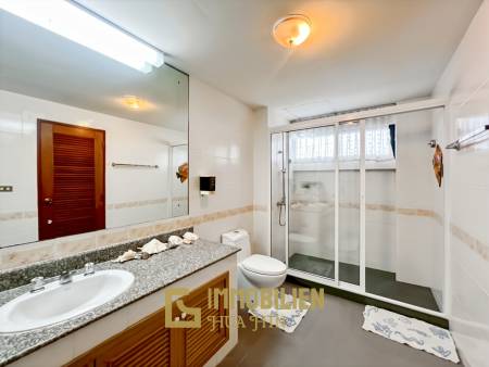 คอนโดติดทะเล 2 ห้องนอนที่ Regent Villa Condo ชะอำ