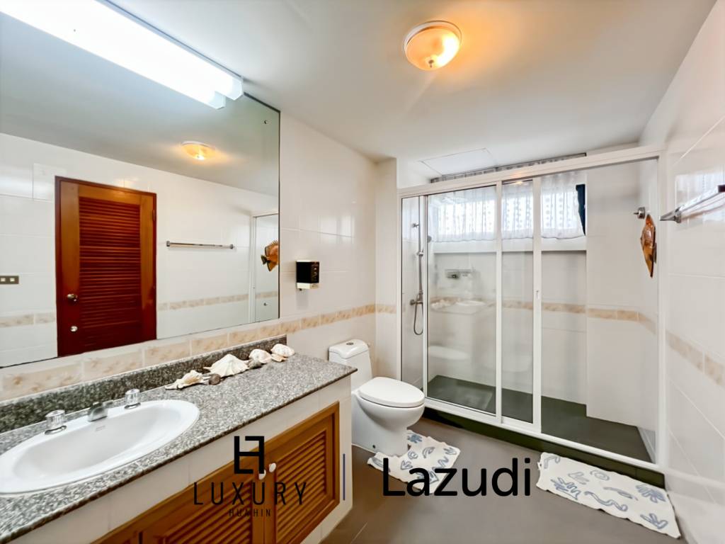 Stunning Ocean View 2-Bed Condo 144 Sqm in Regent Villa Condo