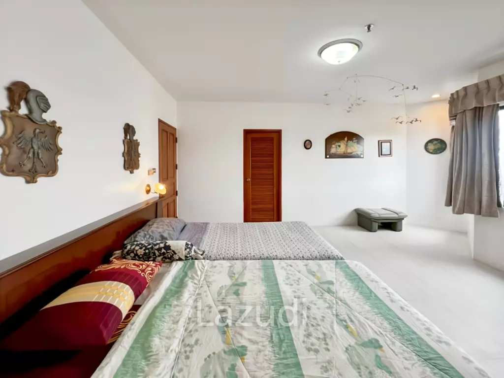 Stunning Ocean View 2-Bed Condo 144 Sqm in Regent Villa Condo