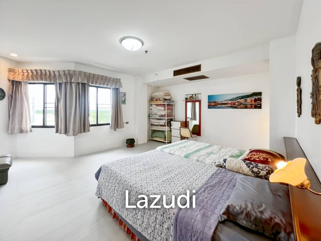 Stunning Ocean View 2-Bed Condo 144 Sqm in Regent Villa Condo