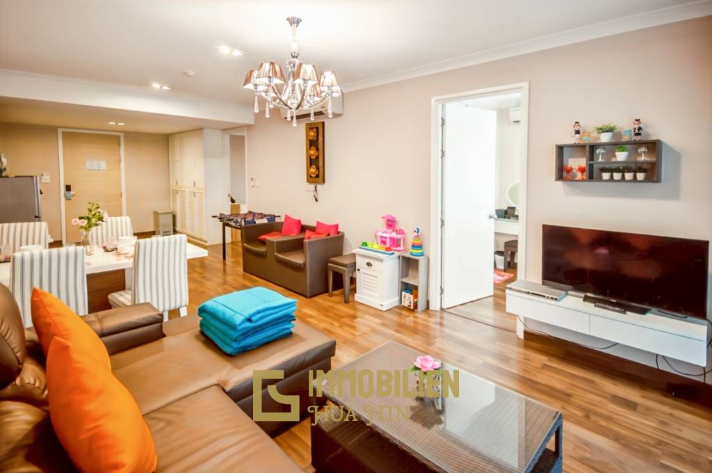 direkter Pool Zugang / 2 Schlafzimmer + 2 Bäder / großer Freizeit- und Kinderbereich