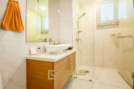 direkter Pool Zugang / 2 Schlafzimmer + 2 Bäder / großer Freizeit- und Kinderbereich