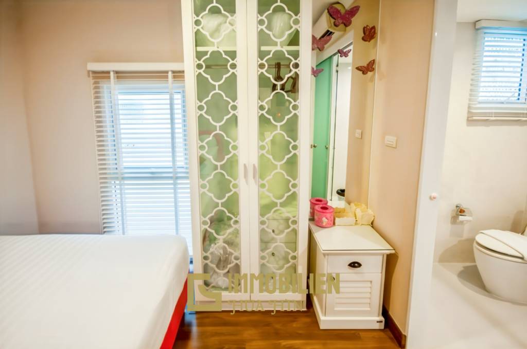 direkter Pool Zugang / 2 Schlafzimmer + 2 Bäder / großer Freizeit- und Kinderbereich