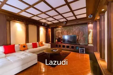 Spacious 4-Bedroom Villa with Private Jacuzzi for Sale in Patong