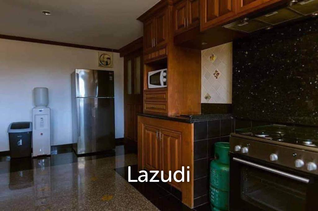Spacious 4-Bedroom Villa with Private Jacuzzi for Sale in Patong