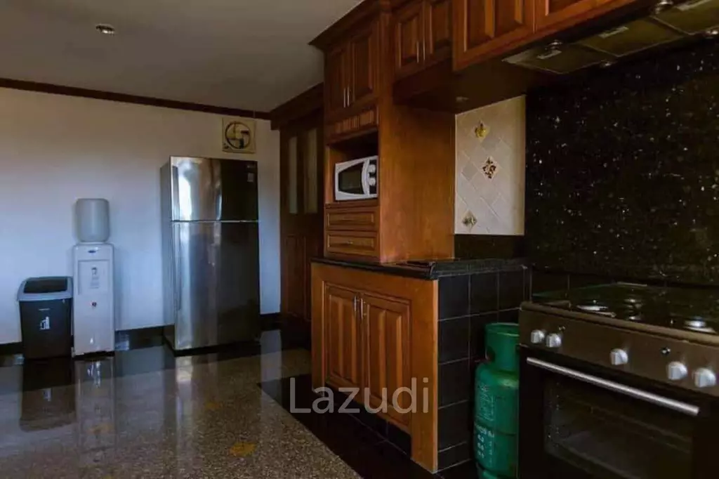 Spacious 4-Bedroom Villa with Private Jacuzzi for Sale in Patong