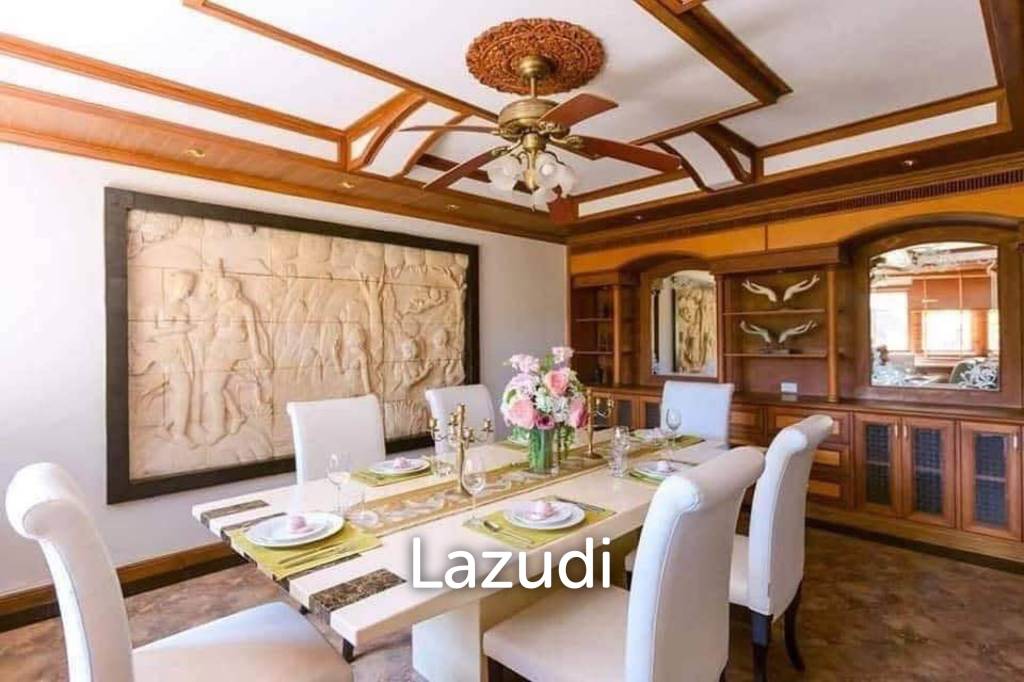 Spacious 4-Bedroom Villa with Private Jacuzzi for Sale in Patong