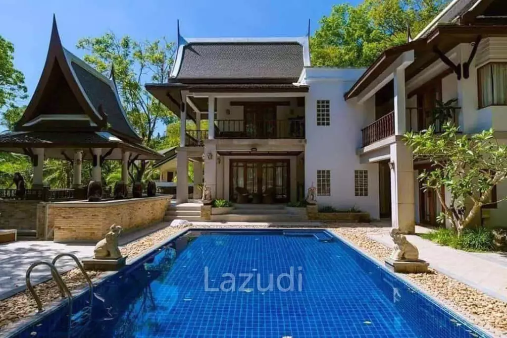 Spacious 4-Bedroom Villa with Private Jacuzzi for Sale in Patong