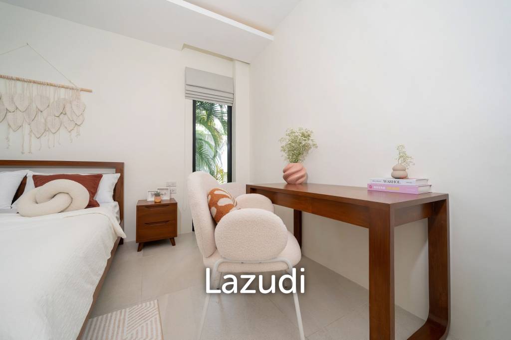 Pet-Friendly 5-Bedroom Villa with Private Garden near Layan Beach