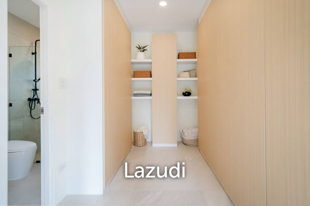 Pet-Friendly 5-Bedroom Villa with Private Garden near Layan Beach
