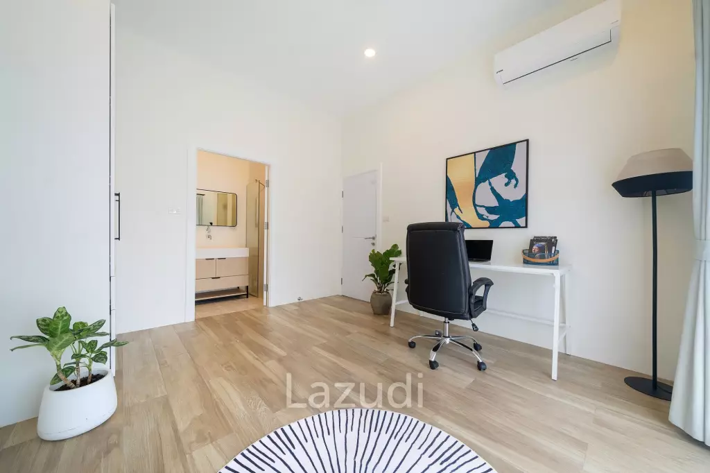 Pet-Friendly 5-Bedroom Villa with Private Garden near Layan Beach