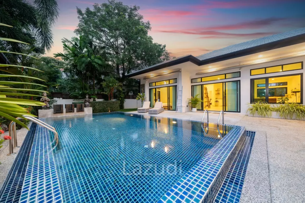 Pet-Friendly 5-Bedroom Villa with Private Garden near Layan Beach