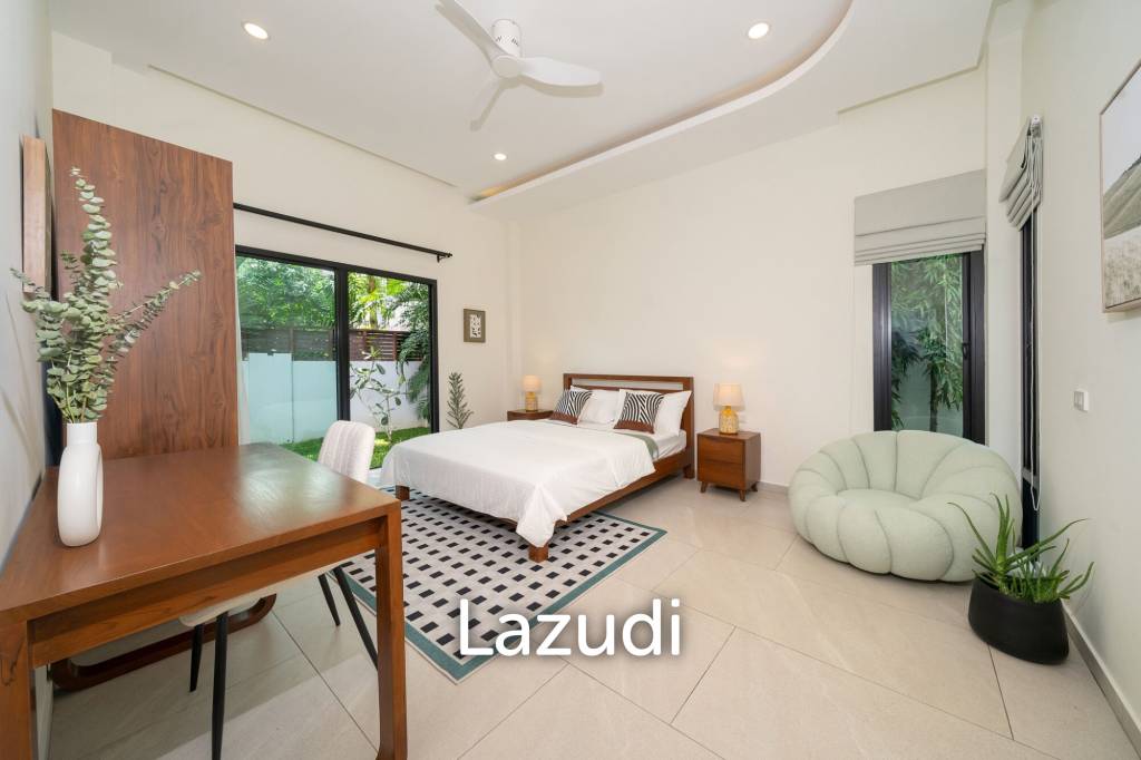 Pet-Friendly 5-Bedroom Villa with Private Garden near Layan Beach