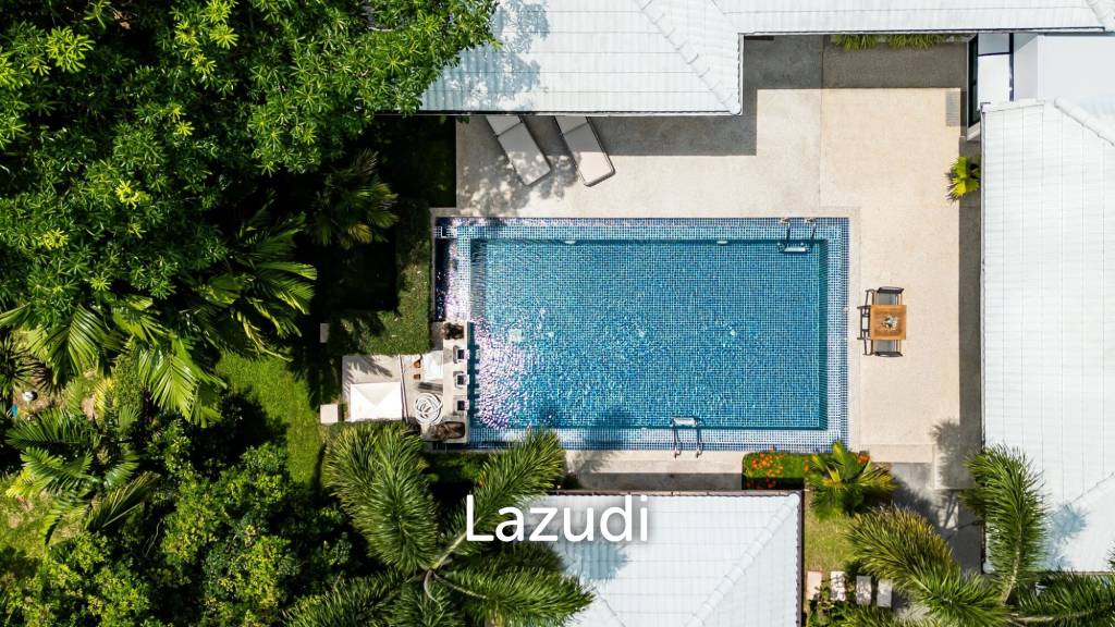 Pet-Friendly 5-Bedroom Villa with Private Garden near Layan Beach