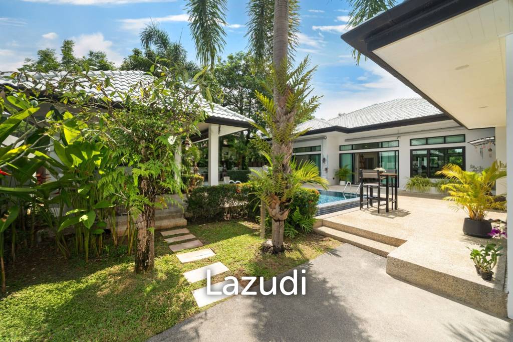 Pet-Friendly 5-Bedroom Villa with Private Garden near Layan Beach