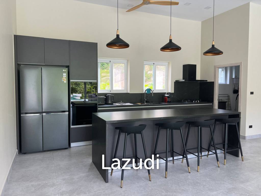 Brand New 4-Bedroom Mountain View Villa in Lamai - Near International School