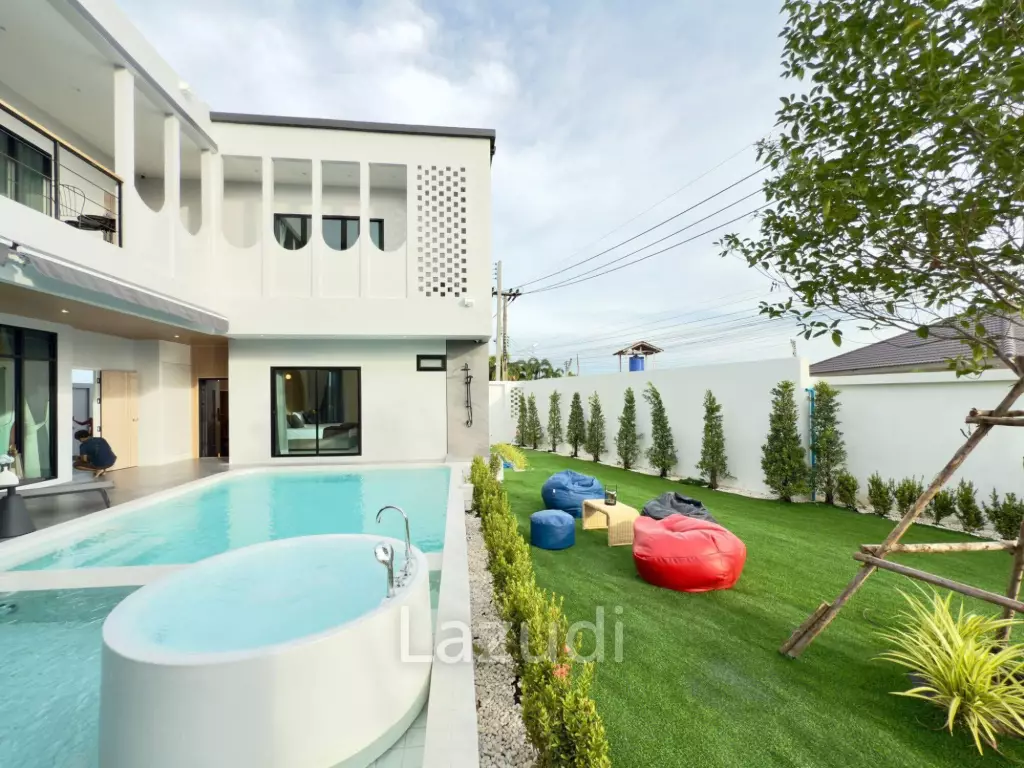 5 Beds 5 Baths 378 SQ.M. Villa In Huai Yai