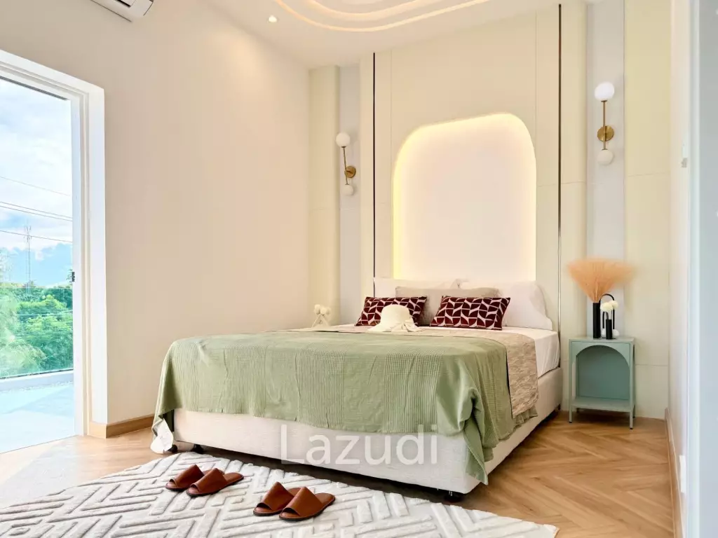 5 Beds 5 Baths 378 SQ.M. Villa In Huai Yai