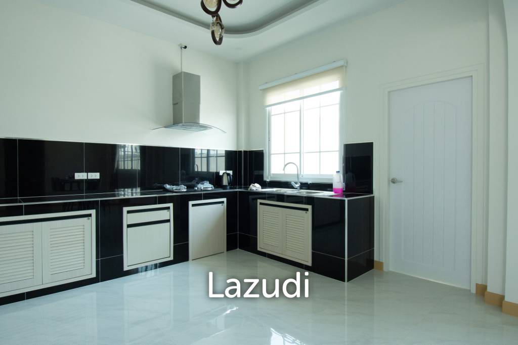 209 sqm pool villa in Hin Lek Fai Hua Hin