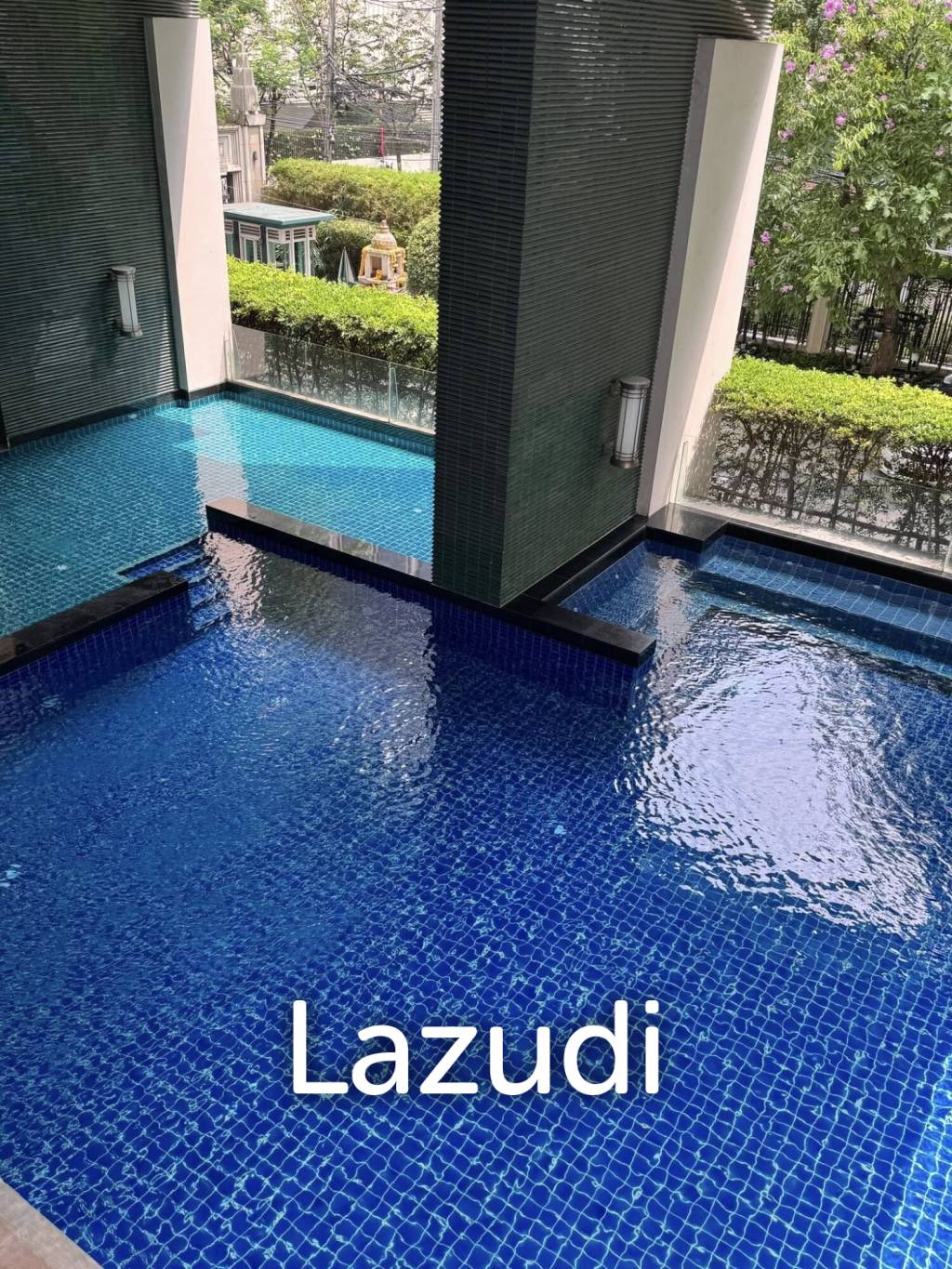 1 Bed 1 Bath 56 SQ.M The Address Chidlom