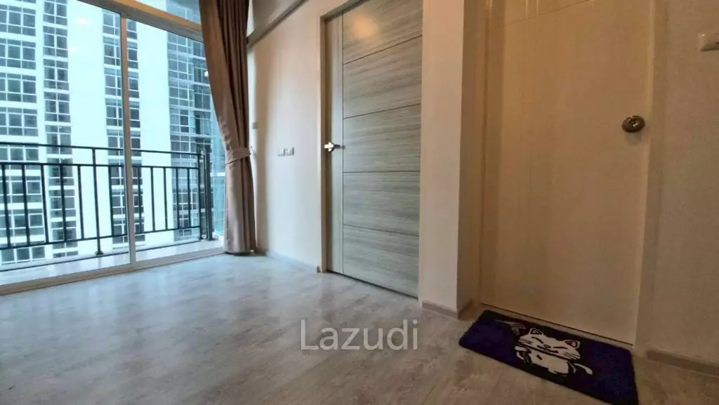 1 Bed 1 Bath 24 SQ.M. The Twin Tower Jomtien