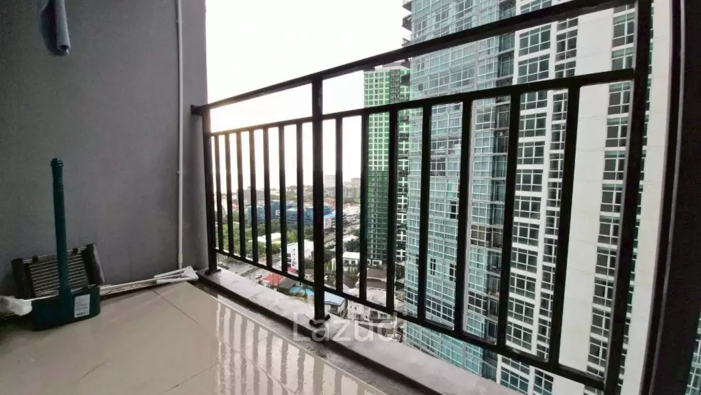 1 Bed 1 Bath 24 SQ.M. The Twin Tower Jomtien