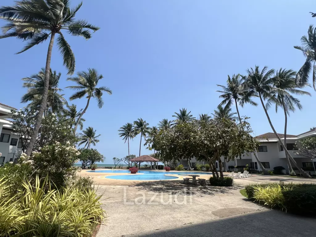 Super Exclusive: Spacious 4-Bedroom Beachfront Condo - 432 sqm