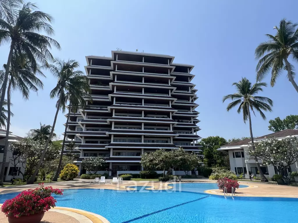 Super Exclusive: Spacious 4-Bedroom Beachfront Condo - 432 sqm