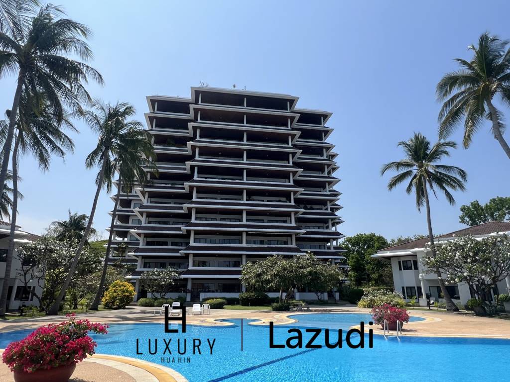 Altra Exclusive: Spacious 4-Bedroom Beachfront Condo - 432 sqm