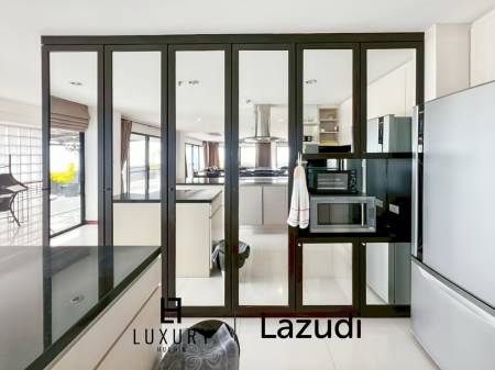 Altra Exclusive: Spacious 4-Bedroom Beachfront Condo - 432 sqm