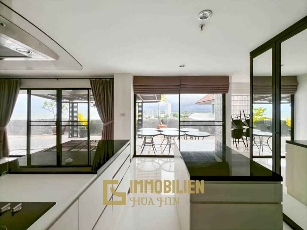 คอนโดริมทะเลขนาดใหญ่ 4 ห้องนอน พื้นที่ 432 ตร.ม. สุดเอ็กซ์คลูซีฟ