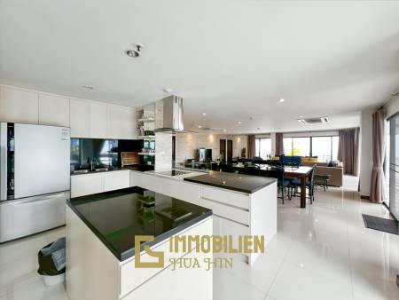 คอนโดริมทะเลขนาดใหญ่ 4 ห้องนอน พื้นที่ 432 ตร.ม. สุดเอ็กซ์คลูซีฟ