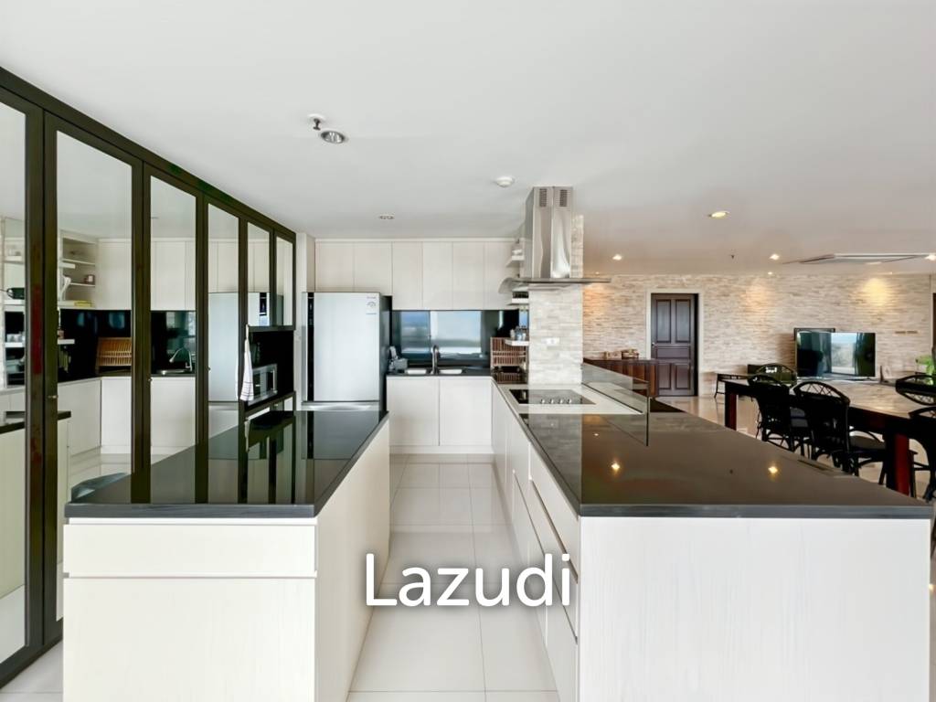 Super Exclusive: Spacious 4-Bedroom Beachfront Condo - 432 sqm