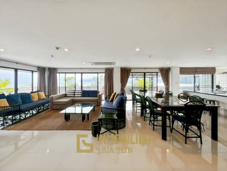 คอนโดริมทะเลขนาดใหญ่ 4 ห้องนอน พื้นที่ 432 ตร.ม. สุดเอ็กซ์คลูซีฟ