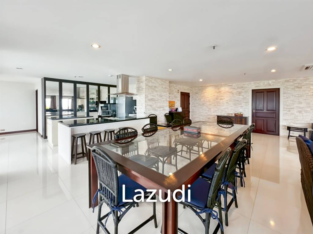 Super Exclusive: Spacious 4-Bedroom Beachfront Condo - 432 sqm
