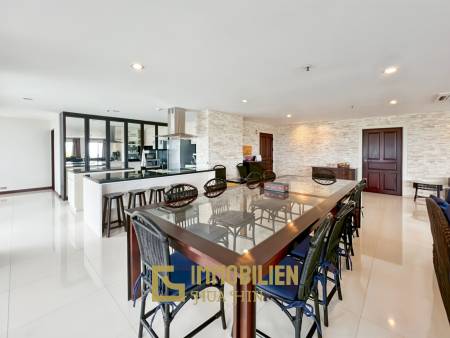 คอนโดริมทะเลขนาดใหญ่ 4 ห้องนอน พื้นที่ 432 ตร.ม. สุดเอ็กซ์คลูซีฟ