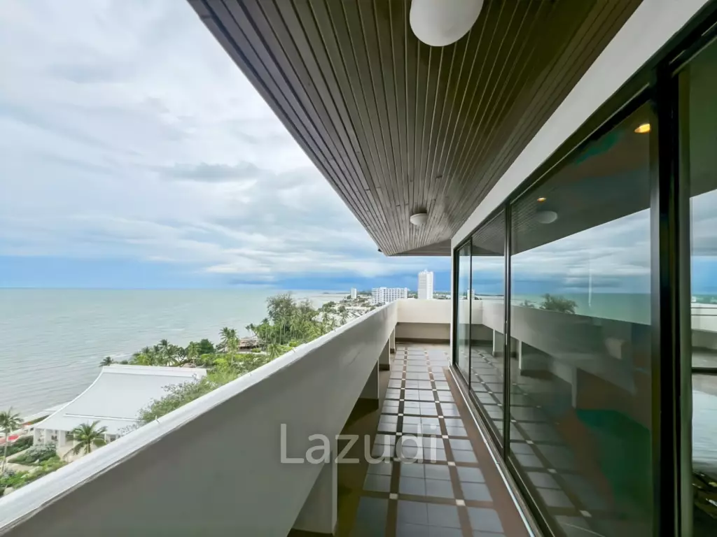 Super Exclusive: Spacious 4-Bedroom Beachfront Condo - 432 sqm