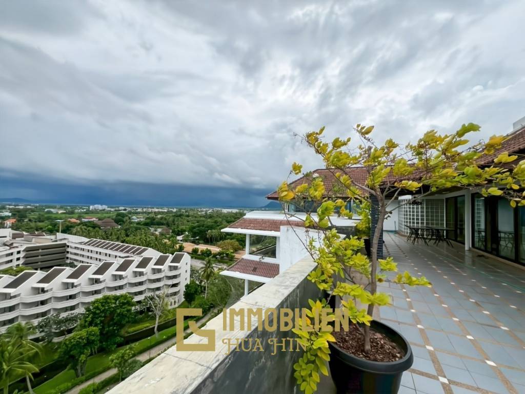 คอนโดริมทะเลขนาดใหญ่ 4 ห้องนอน พื้นที่ 432 ตร.ม. สุดเอ็กซ์คลูซีฟ