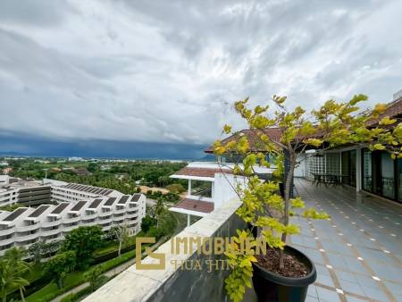 คอนโดริมทะเลขนาดใหญ่ 4 ห้องนอน พื้นที่ 432 ตร.ม. สุดเอ็กซ์คลูซีฟ