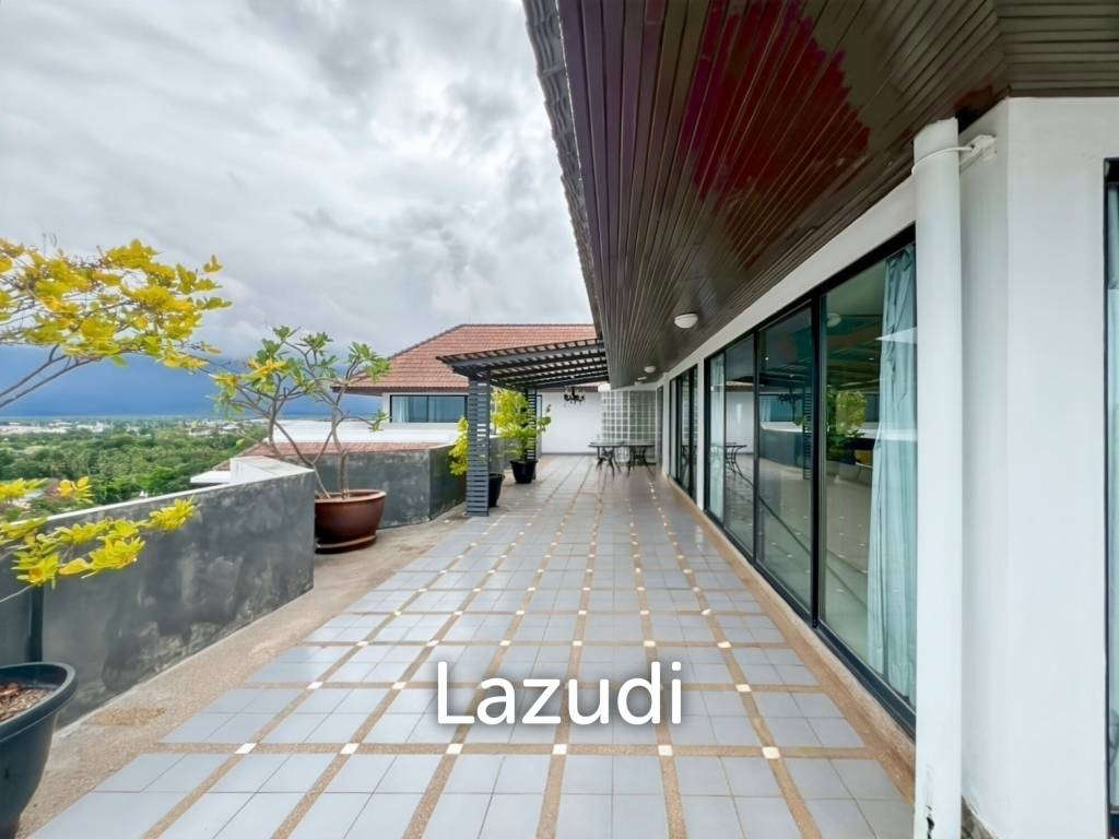 Super Exclusive: Spacious 4-Bedroom Beachfront Condo - 432 sqm