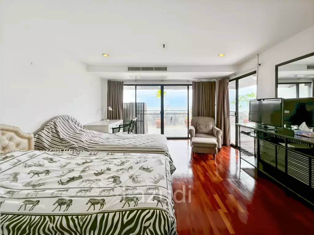Super Exclusive: Spacious 4-Bedroom Beachfront Condo - 432 sqm