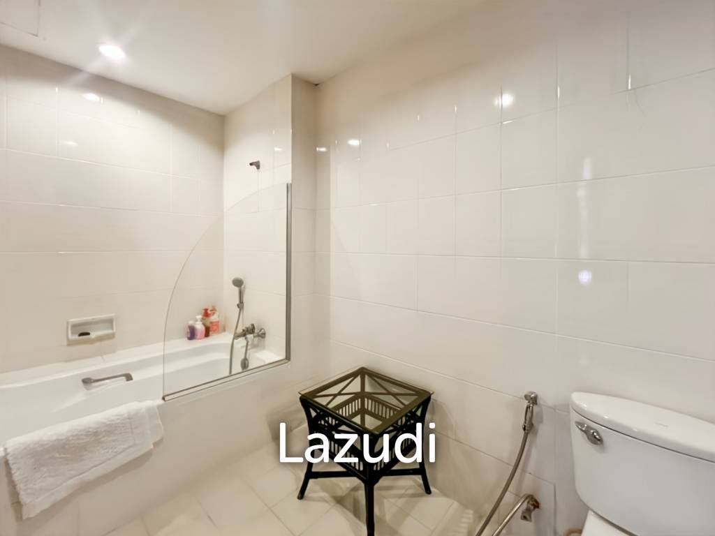 Super Exclusive: Spacious 4-Bedroom Beachfront Condo - 432 sqm