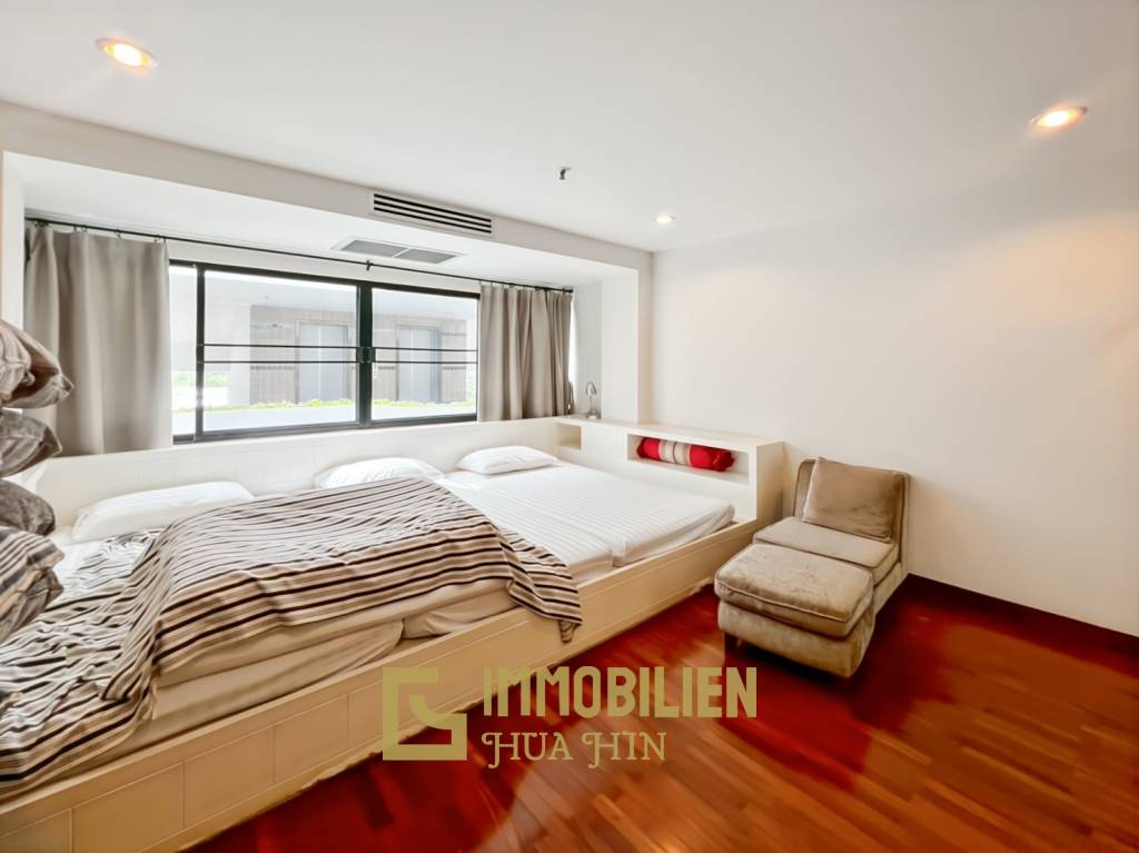 คอนโดริมทะเลขนาดใหญ่ 4 ห้องนอน พื้นที่ 432 ตร.ม. สุดเอ็กซ์คลูซีฟ